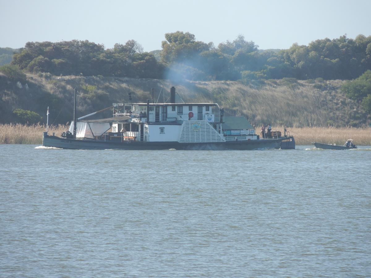 Ps Federal Retreat Paddle Steamer Goolwa Exteriör bild